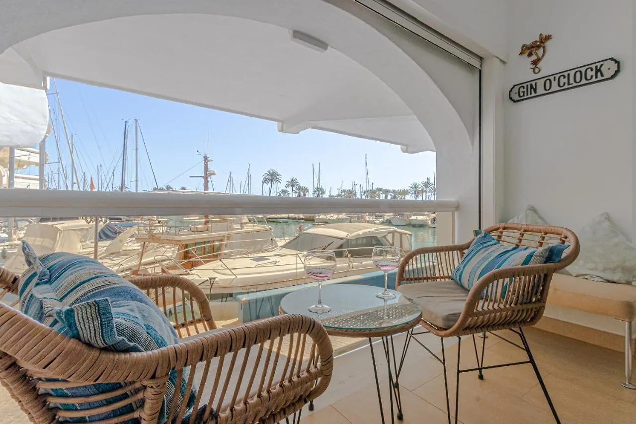Luxury Waterfront Apartment Benalmádena