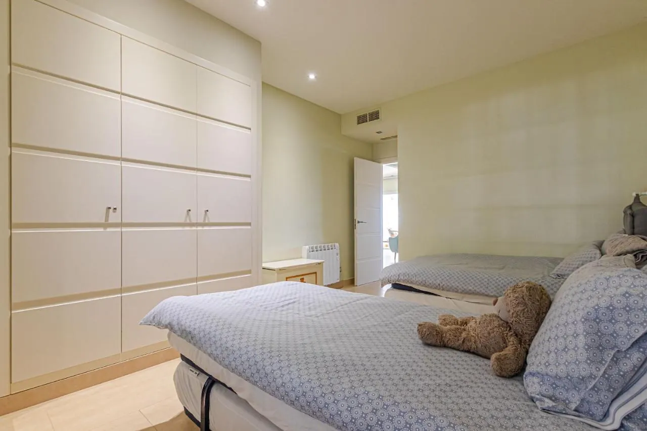 Luxury Waterfront Apartment Benalmadena 0*,
