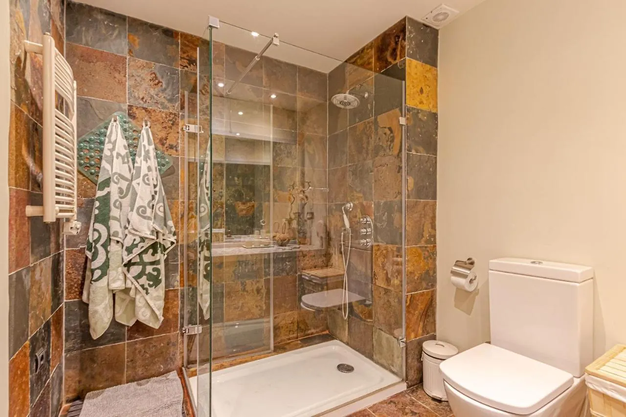 Luxury Waterfront Apartment Benalmadena 0*,